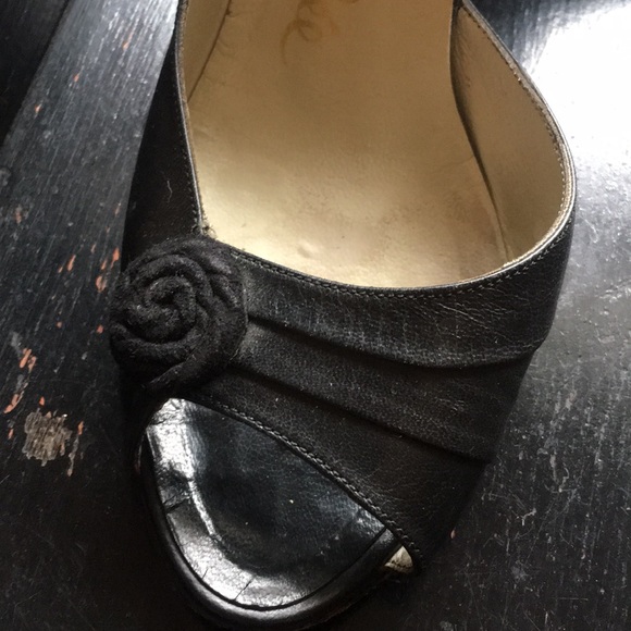 Vintage 1960’s Made-in-Canada Heels - Picture 3 of 5